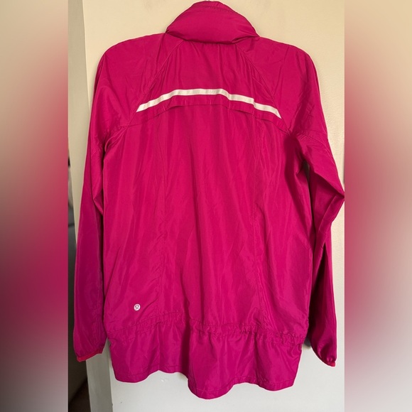 Lululemon Pack it up Jacket - Picture 5 of 5